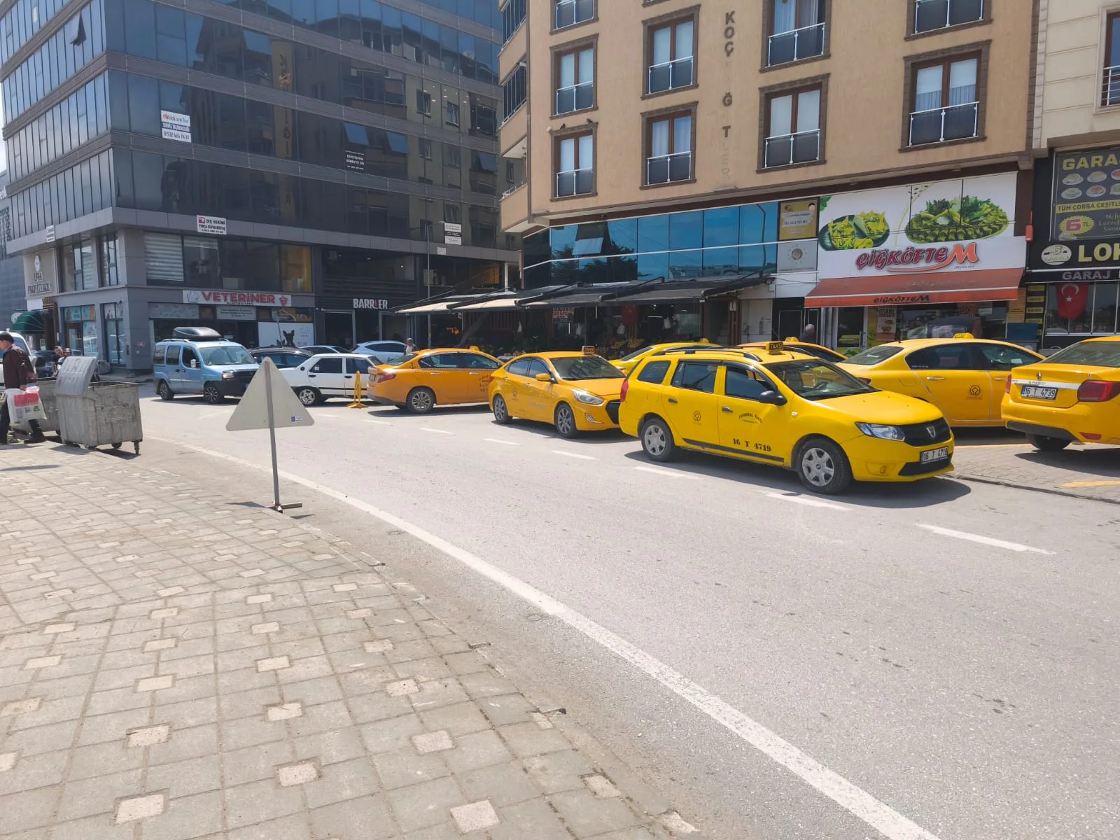 Sıralı ve Düzenli Taksi Durağımız